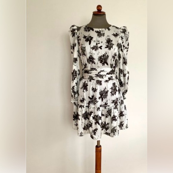 Zara Satin Floral Flirty Mini Dress New w/tags Sz:S - Picture 2 of 7